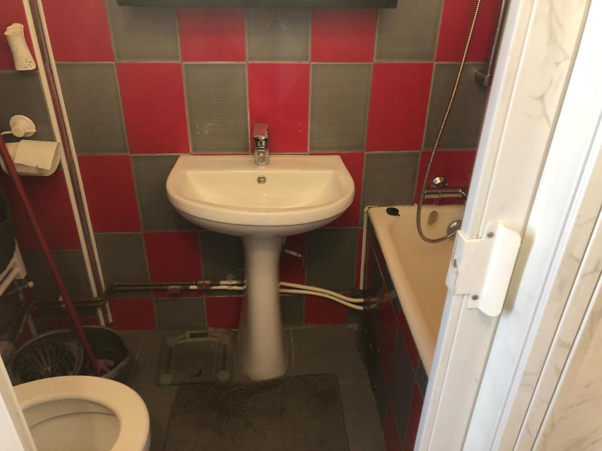 Lovely 1 Bedroom Apartment Close To Old Town Бухарест Экстерьер фото