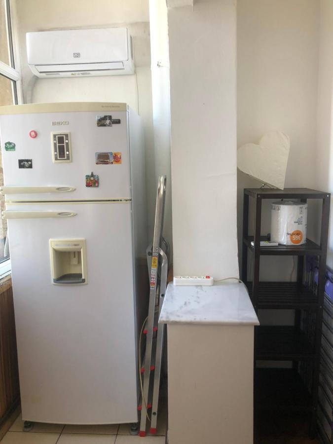 Lovely 1 Bedroom Apartment Close To Old Town Бухарест Экстерьер фото
